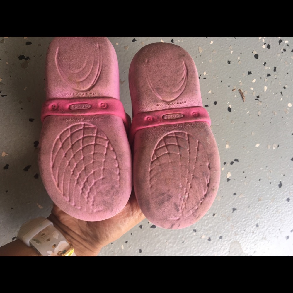 Pink crocs - Picture 3 of 3